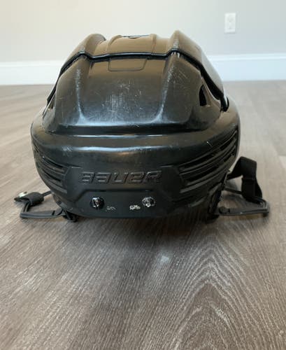Used Medium Bauer Re-Akt 200 Helmet