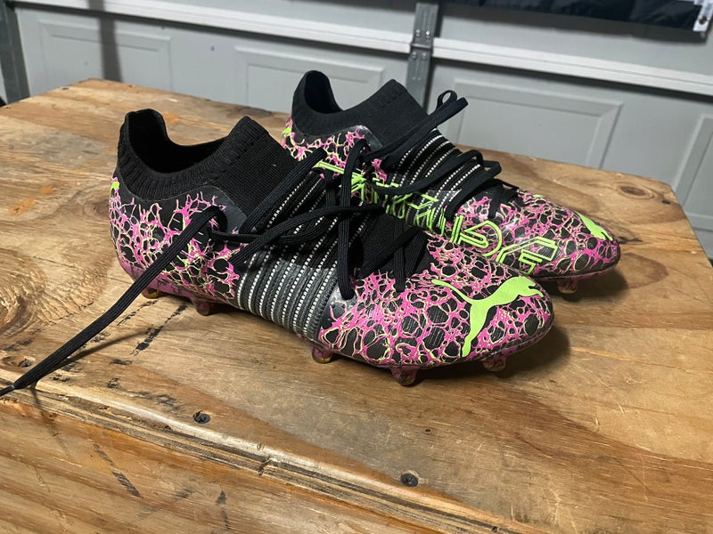 Used Size 8.5 (Women's 9.5) Puma Cleats