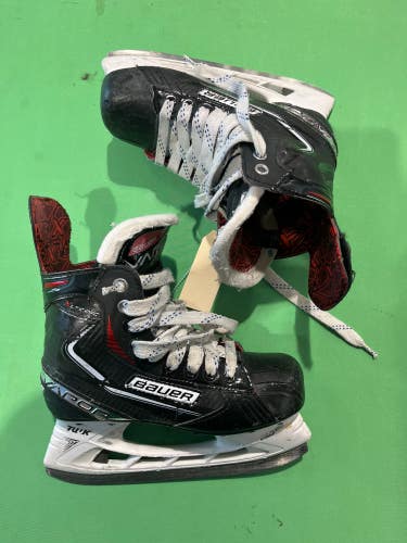 Used Junior Bauer Vapor X LTX Pro Hockey Skates Regular Width Size 3