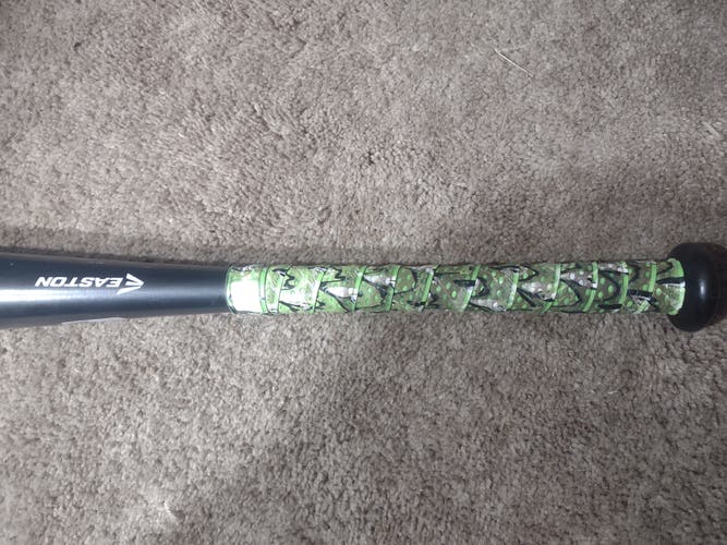 Used Easton Mako USSSA Certified Bat (-12) Composite 15 oz 27"