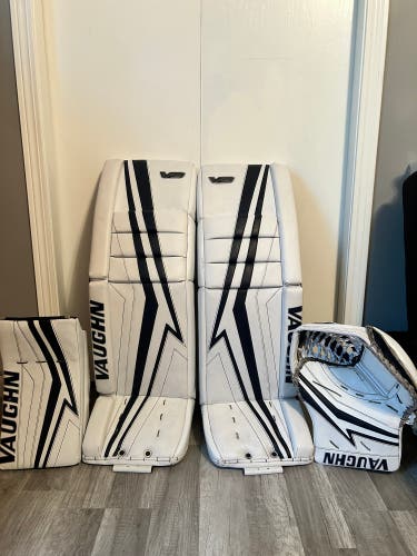 Vaughn V9 Pro Carbon Pro Stock Set