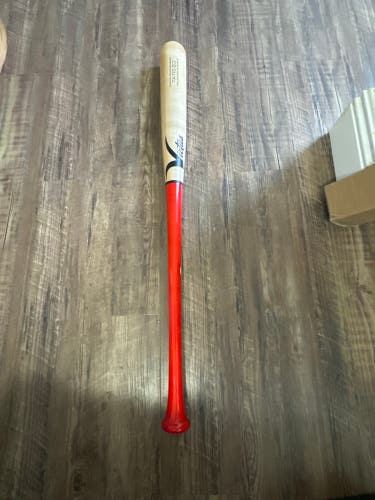 New Victus 32/29-3 Victus TATIS23 Dealer's Choice Maple Pro Reserve Wood Bat: VRWMFT23-DC