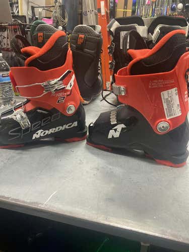 Used Nordica Speed Machine 2 215 Mp - J03 Boys' Downhill Ski Boots