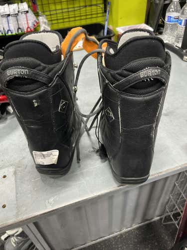 Used Burton Boots Junior 05 Boys Snowboard Boots