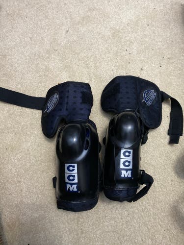 CCM elbow pads Men’s L