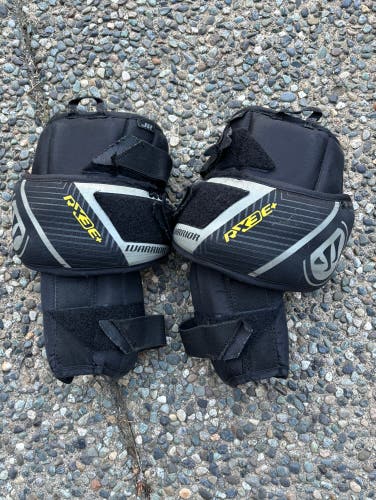 Warrior RX3E+ Junior goalie knee pads & Warrior Junior Jock