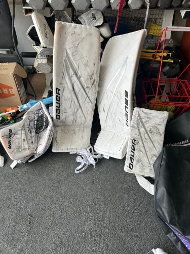 Bauer Hyperlite2 Goalie Set