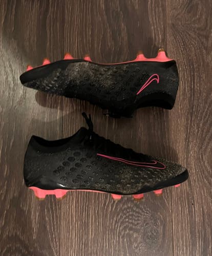 Nike Phantom Venom Ultra