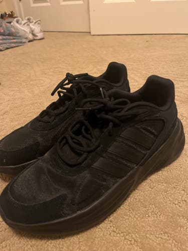 Adidas cloudfoam Comfortable