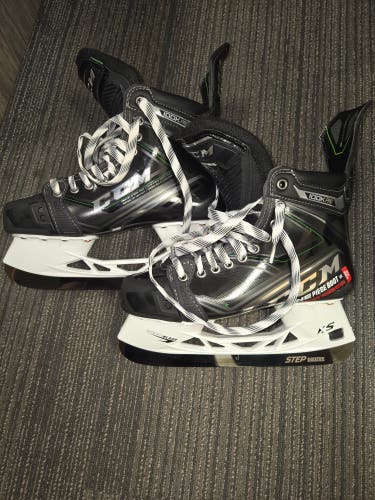 New Senior CCM RibCor 100k Pro Skates Size: 8 Width: Regular