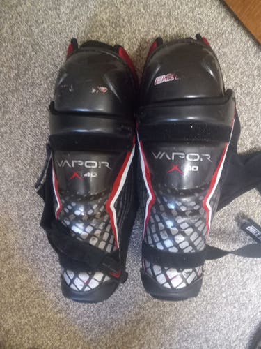 Junior Bauer Vapor X40 13" Shin Pads