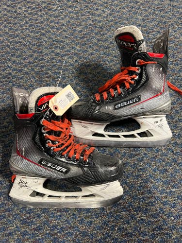 Used Intermediate Bauer Vapor X Shift Pro Hockey Skates | Size 4.5