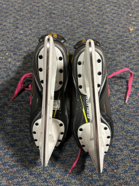 Senior Bauer Supreme M3 Hockey Skates | Size 5.5