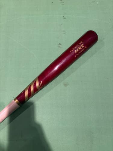 Used Kid Pitch (9YO-13YO) Marucci AM22 Bat Maple 30"