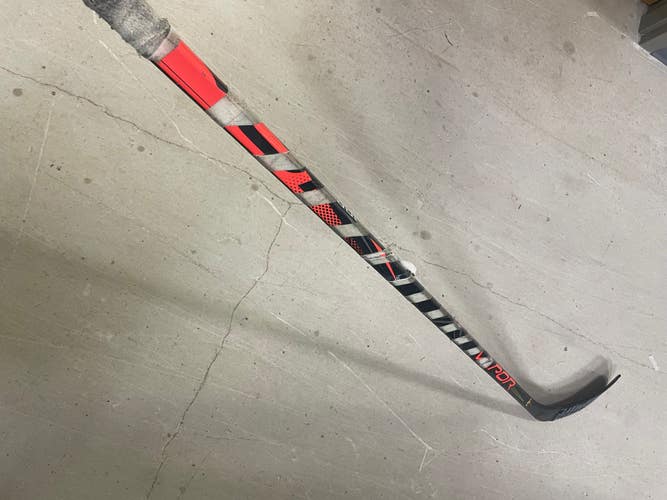 Used Senior Bauer Vapor 2X Team Hockey Stick Right Handed P92