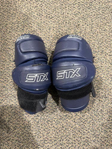 Used Large Adult STX Stallion Arm Pads