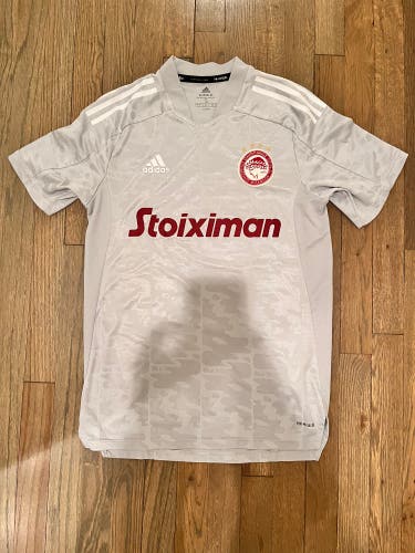 Olympiacos Piraeus 2022-23 Third Kit