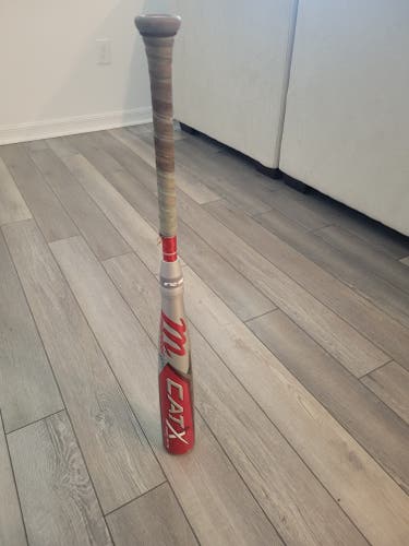 Used 2023 Marucci CAT X USSSA Certified Bat (-10) Composite 20 oz 30"