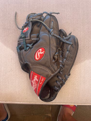 Rawlings Baseball glove