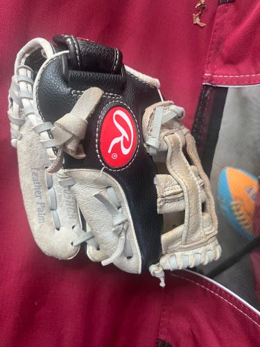 Rawlings Baseball Glove