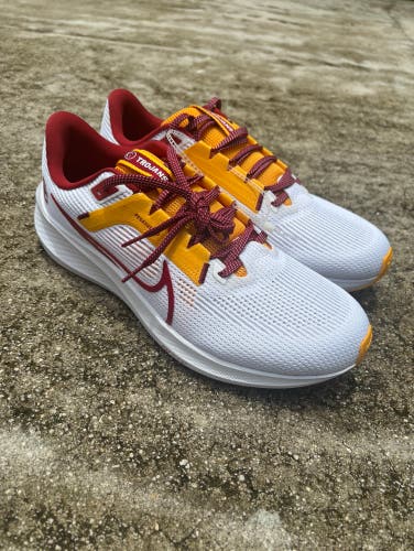 NEW USC Trojans Nike Zoom Pegasus 40