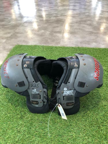 Used XS Youth Schutt Jr Pro Shoulder Pads