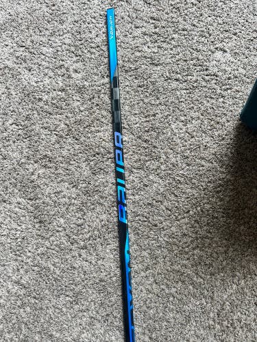 Bauer Nexus Sync Stick, Right- 40 Flex -P28