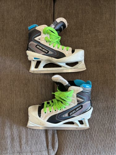 Used Junior Bauer Regular Size 2.5 Reactor 5000 Hockey Goalie Skates