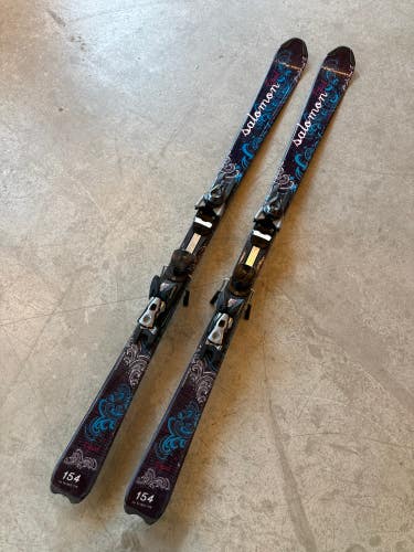 Used Salomon Opal 540 cm All Mountain Skis With Bindings