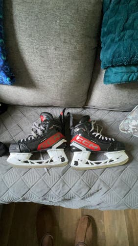 Used Senior CCM Regular Width  7.5 JetSpeed FT6 Hockey Skates