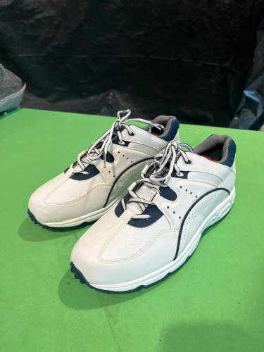 White New Size 9.0 Men's Footjoy Golf Shoes