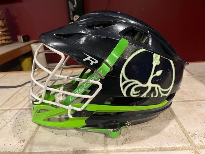 Used Unknown Cascade R Helmet