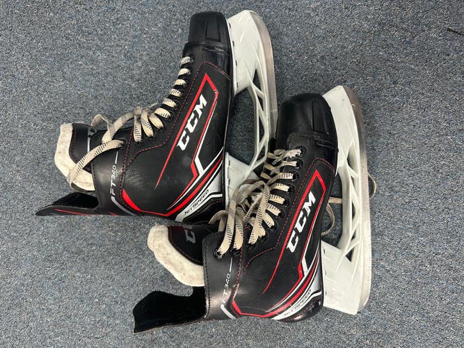 Used Senior CCM JetSpeed 340 Hockey Skates Regular Width 8