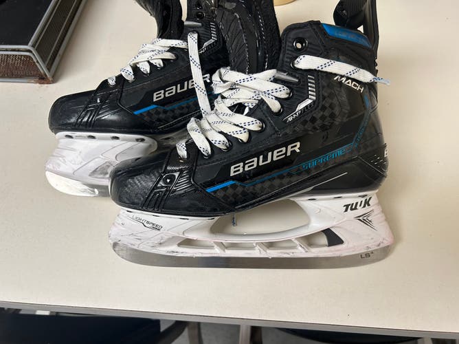 Bauer Supreme Mach Pro Stock Skates 8.5D
