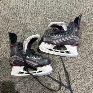 Bauer Vapor X600 Hockey Skates Regular Width Size 4 (Used)