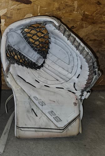 Bauer 580-clone goalie glove