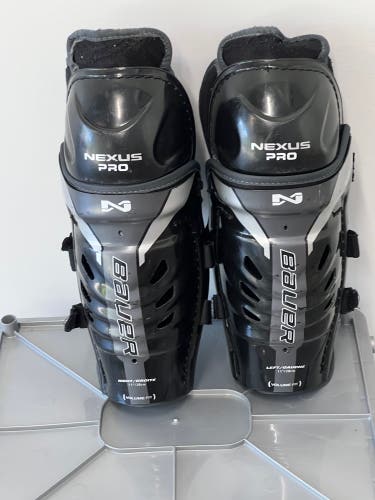 Bauer Nexus Pro Shin Pads