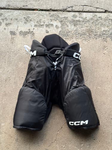 New Senior CCM  Next Hockey Pants