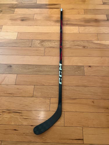 New CCM JetSpeed FT7 Pro Hockey Stick P29/70 Flex/Right Handed