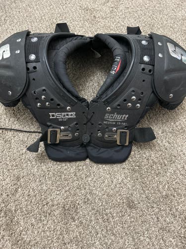 Schutt DS Flex Shoulder Pads Youth Medium 13”-14”