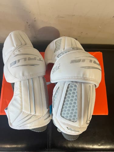 True zeolite arm guards