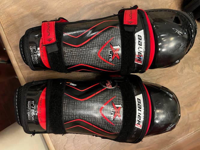 Bauer 1x lite junior shin guard