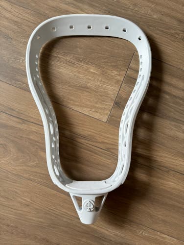 CL18 Goalie Head