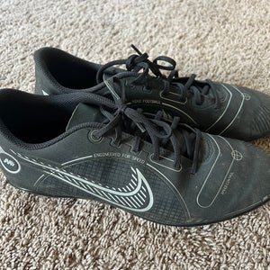 Black Used Size 10 (Women's 11) Nike Cleats