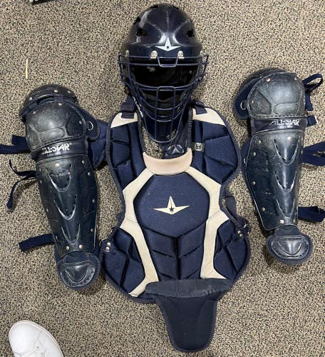 Used Youth All Star Catcher's Set