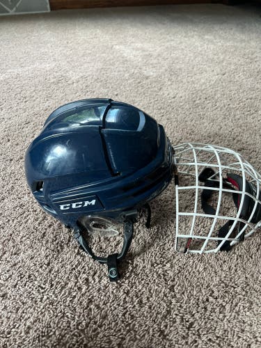 Used Medium CCM Tacks 910 Helmet