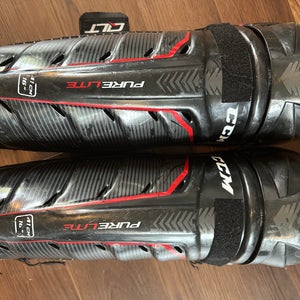 Ccm Shin Pads