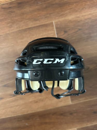 Ccm V08 Helmet
