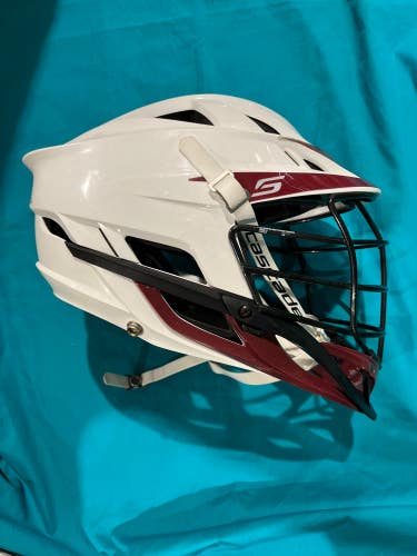 White Used Adult Cascade S Helmet