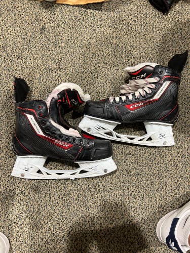 Used Senior CCM JetSpeed 270 Hockey Skates Regular Width 7 no blade